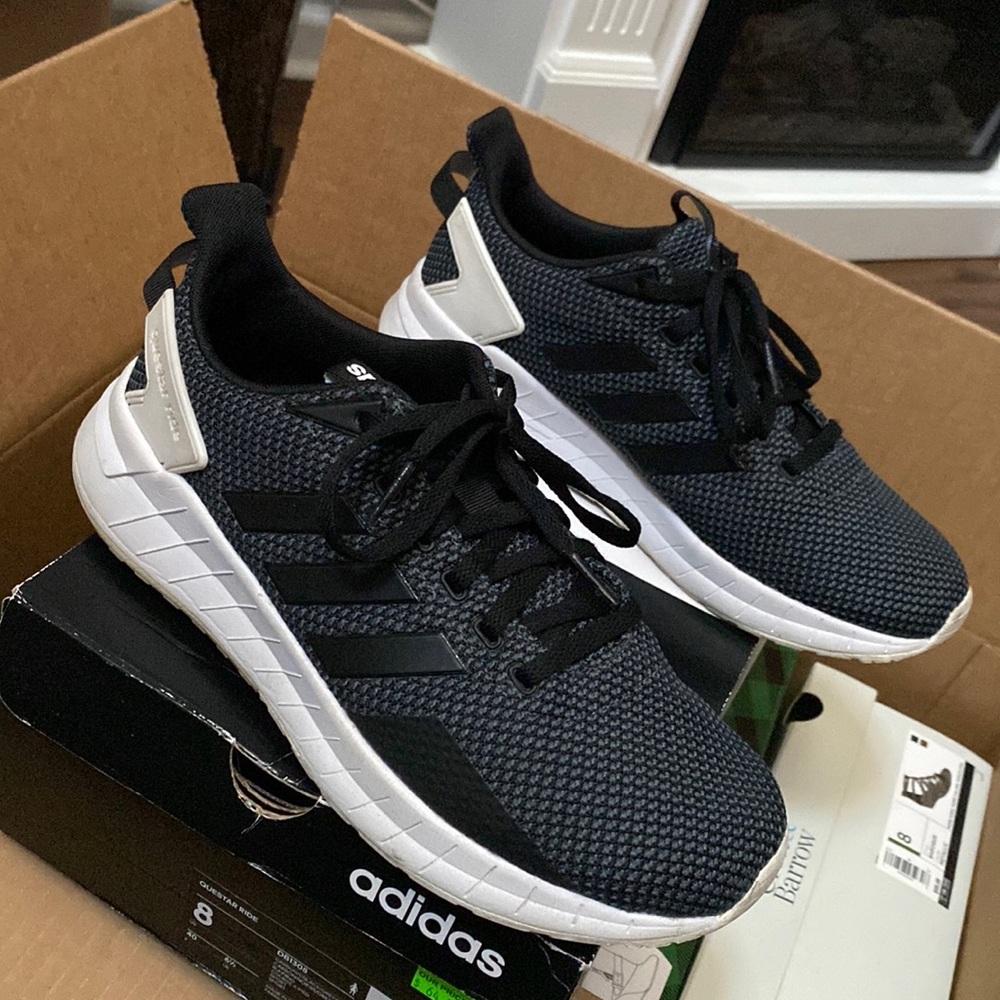 Adidas Questar Ride